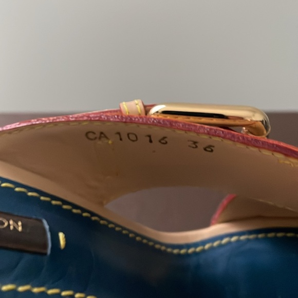 Authentic Pair of Louis Vuitton Vanchetta Denim Juan Les Pins Espadrille. - Picture 14 of 16